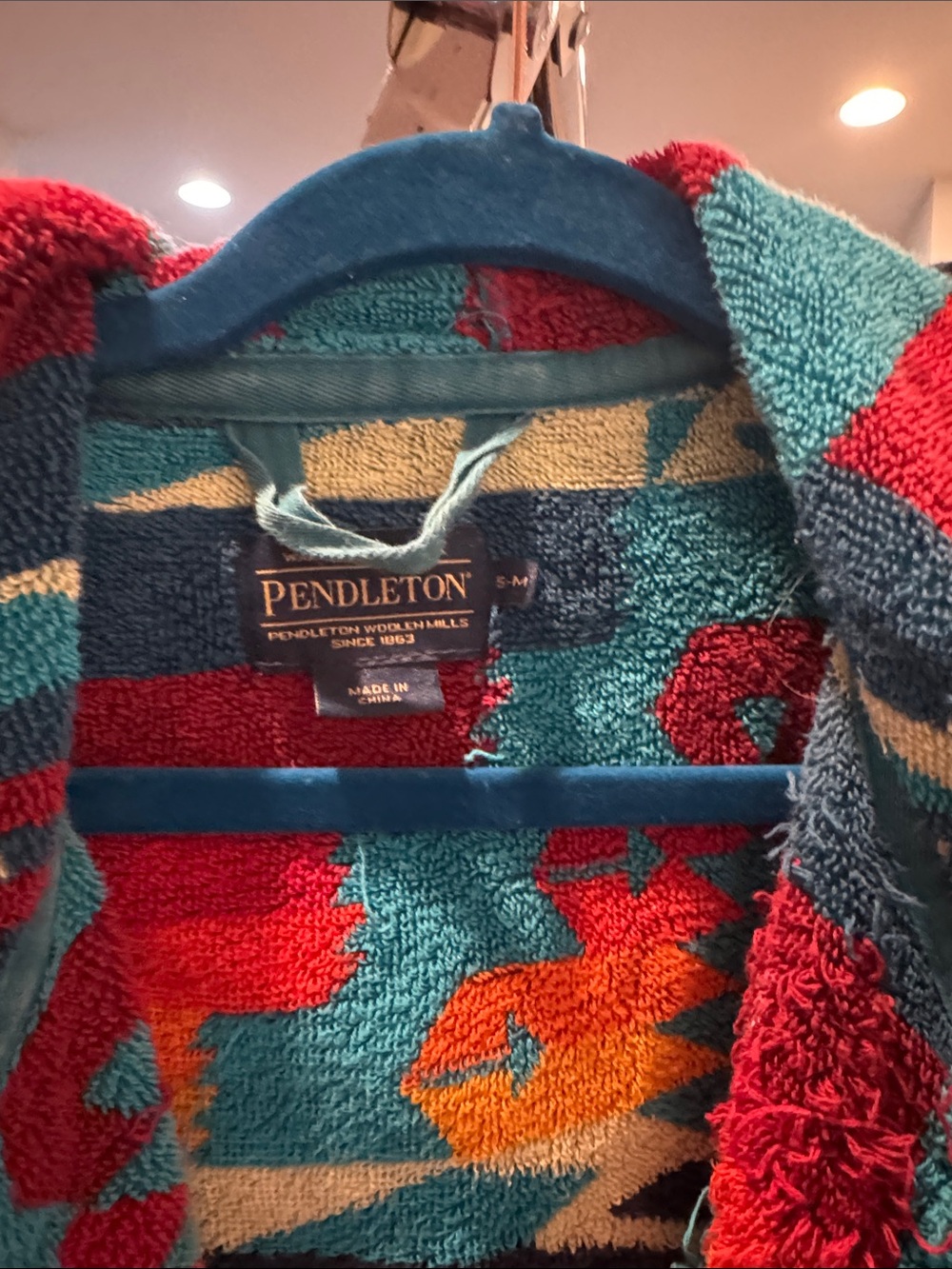 Pendleton Turquoise Red Orange Patterned Hooded Robe - Picture 2 of 3